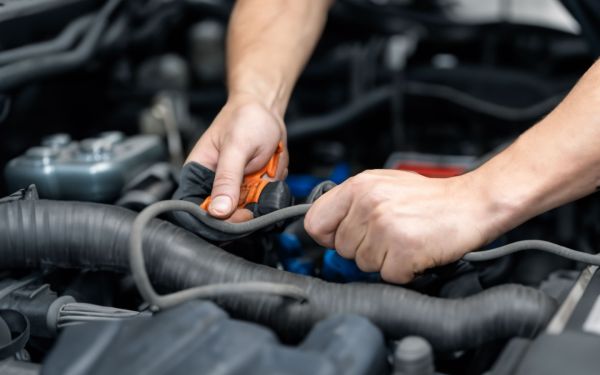 Atelier de la Moya | Votre Expert Pneumatique et Services Automobiles à Martigny, Valais